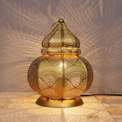 Carving Pattern Metal Table Lamp